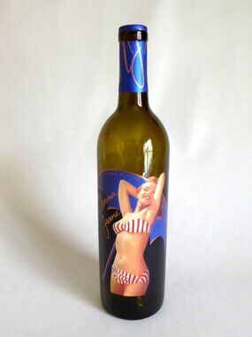 2003 MARILYN MONROE NORMA JEANE EMPTY MERLOT WINE COLLECTIBLE BOTTLE PRE-OWNED